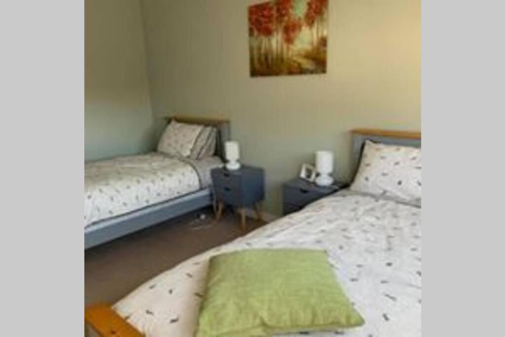 Creag Mhor Self Catering Holiday Apartment 아버포일 외부 사진