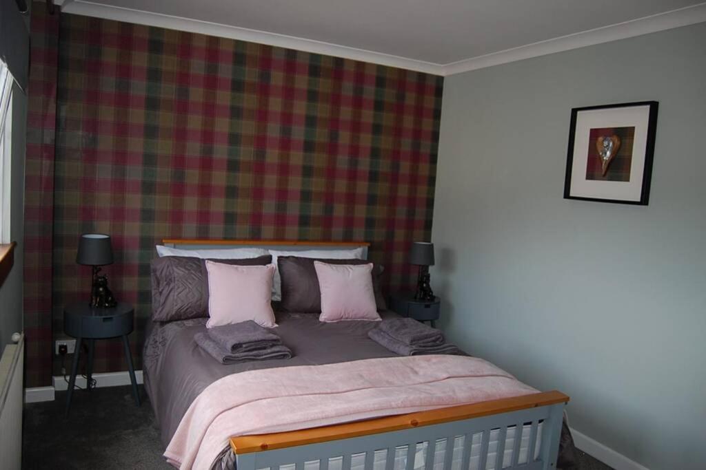 Creag Mhor Self Catering Holiday Apartment 아버포일 외부 사진